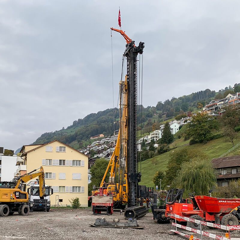 Alten Gasse 7: Beginn der Pfählungsarbeiten.