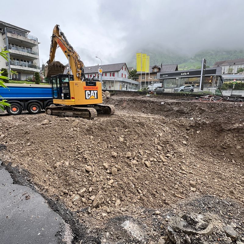 Mühlemattstrasse: Es wurde mit den Aushubarbeiten gestartet.